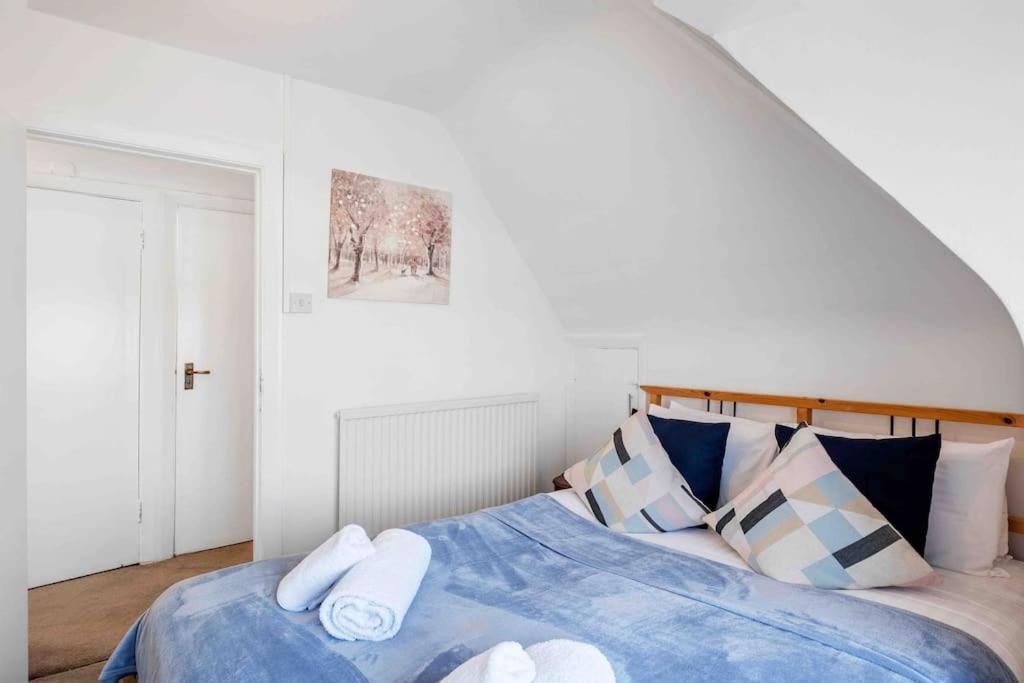 Duplex 3 Bedroom Flat Golders Apartament